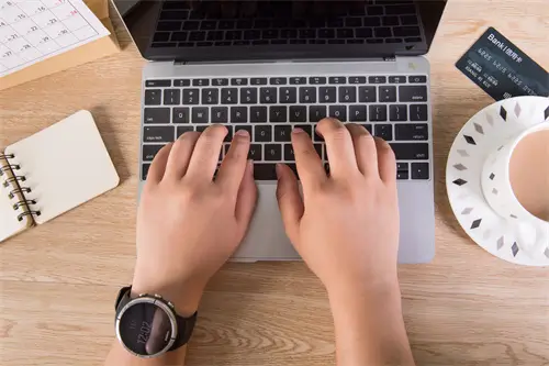 贝宁那边的人到哈尔滨旅游要多少钱