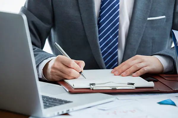 莱索托那边的人到哈尔滨旅游多少钱