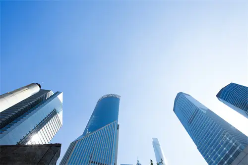 柬埔寨那边的人到哈尔滨旅游多少公里